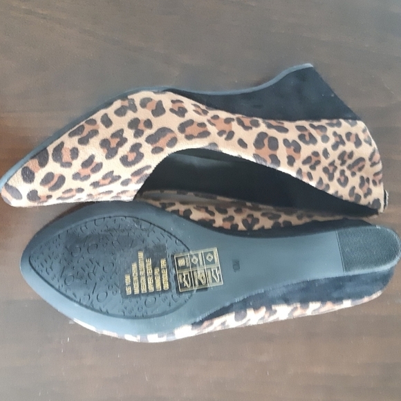 NWOT Leopard Kenneth Cole Reaction Wedges - Picture 5 of 7